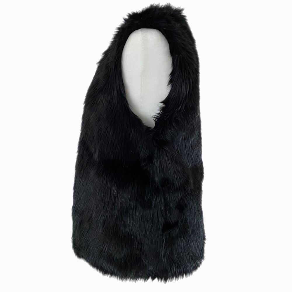 WAYF Faux Fur Black Vest Sz S - Picture 2 of 6